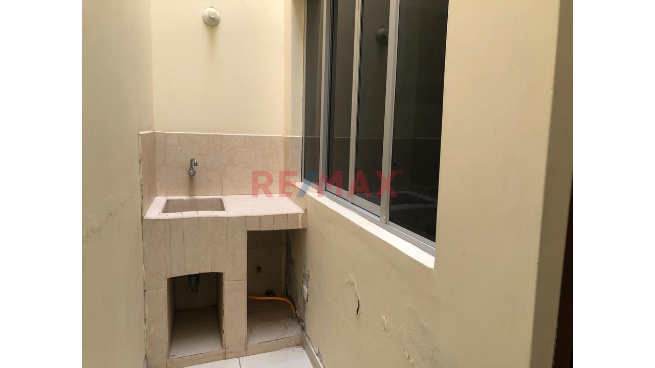 Venta Dúplex Independiente Con Patio Privado Y Gran Potencial De Terraza! 🏡✨ - 2