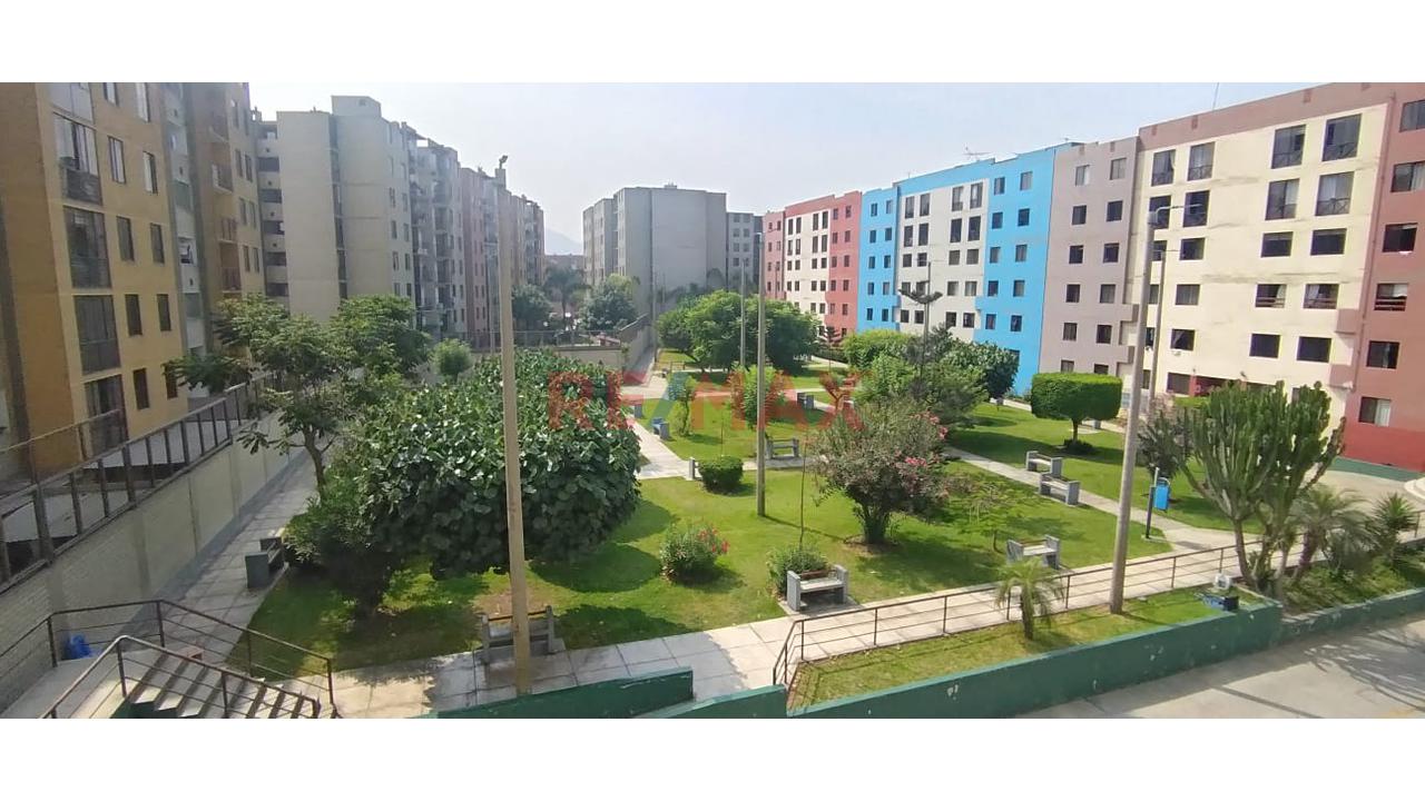 "Gran Oportunidad, Venta De Departamento Amplio Con Cochera Y Depósito, Frente A Parque Excelente Ubicación" — foto 2