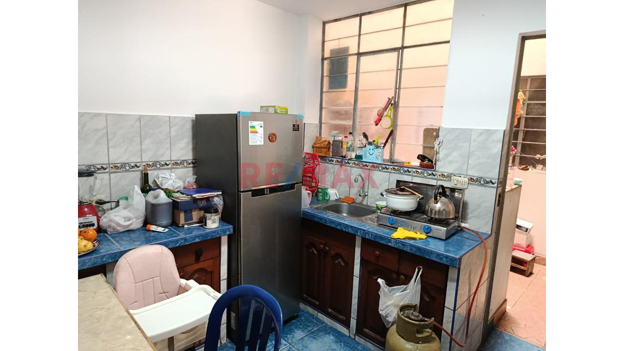 Venta De Casa Con Alto Potencial De Inversión En Ubicación Estratégica En Huaycan — foto 6