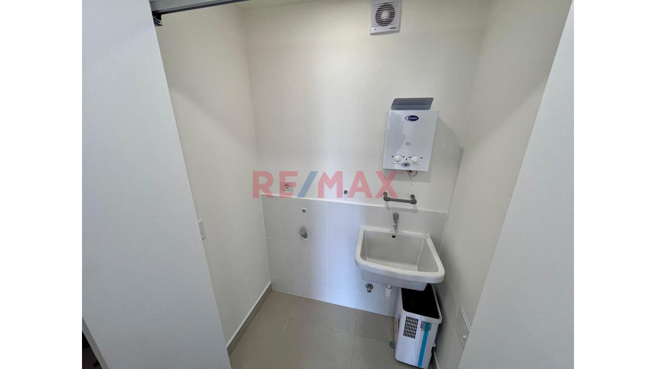 Vendo Departamentos En Estreno De Lujo De 60M² ( También De 45M². 72M².) En Javier Prado - San Isidro - 9
