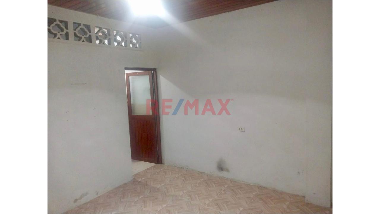 Casa De 2 Pisos En Venta En El Centro De Iquitos | 255 M² | Negocio Puerta A Calle | Excelente Ubicación - 4