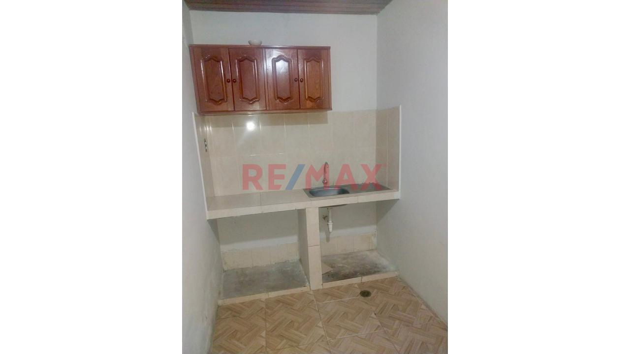 Casa De 2 Pisos En Venta En El Centro De Iquitos | 255 M² | Negocio Puerta A Calle | Excelente Ubicación - 5