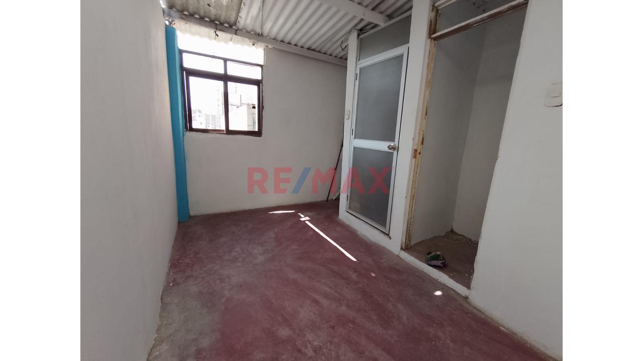 Casa En Venta En Ventanilla 2 Pisos 3 Dormitorios Cerca A Avenidas Principales — foto 7