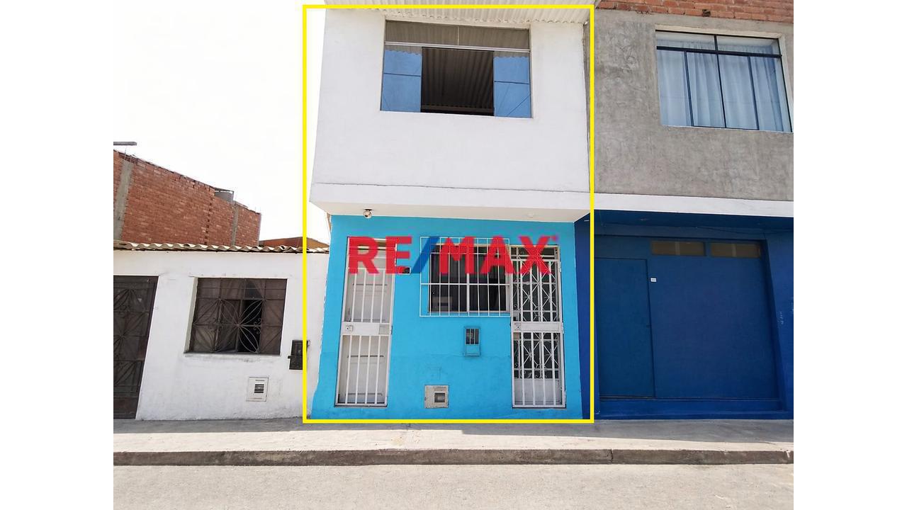 Casa En Venta En Ventanilla 2 Pisos 3 Dormitorios Cerca A Avenidas Principales