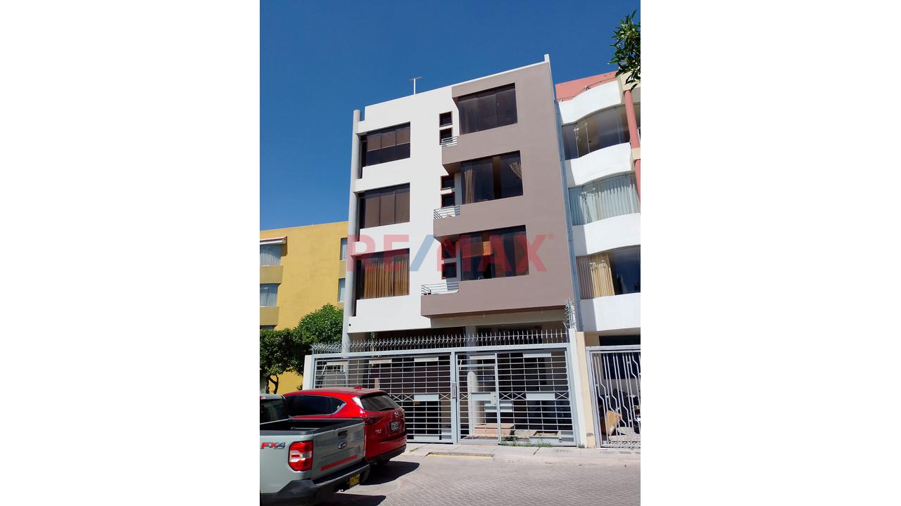 Departamento En Venta Frente A Parque Piedra Santa - 15