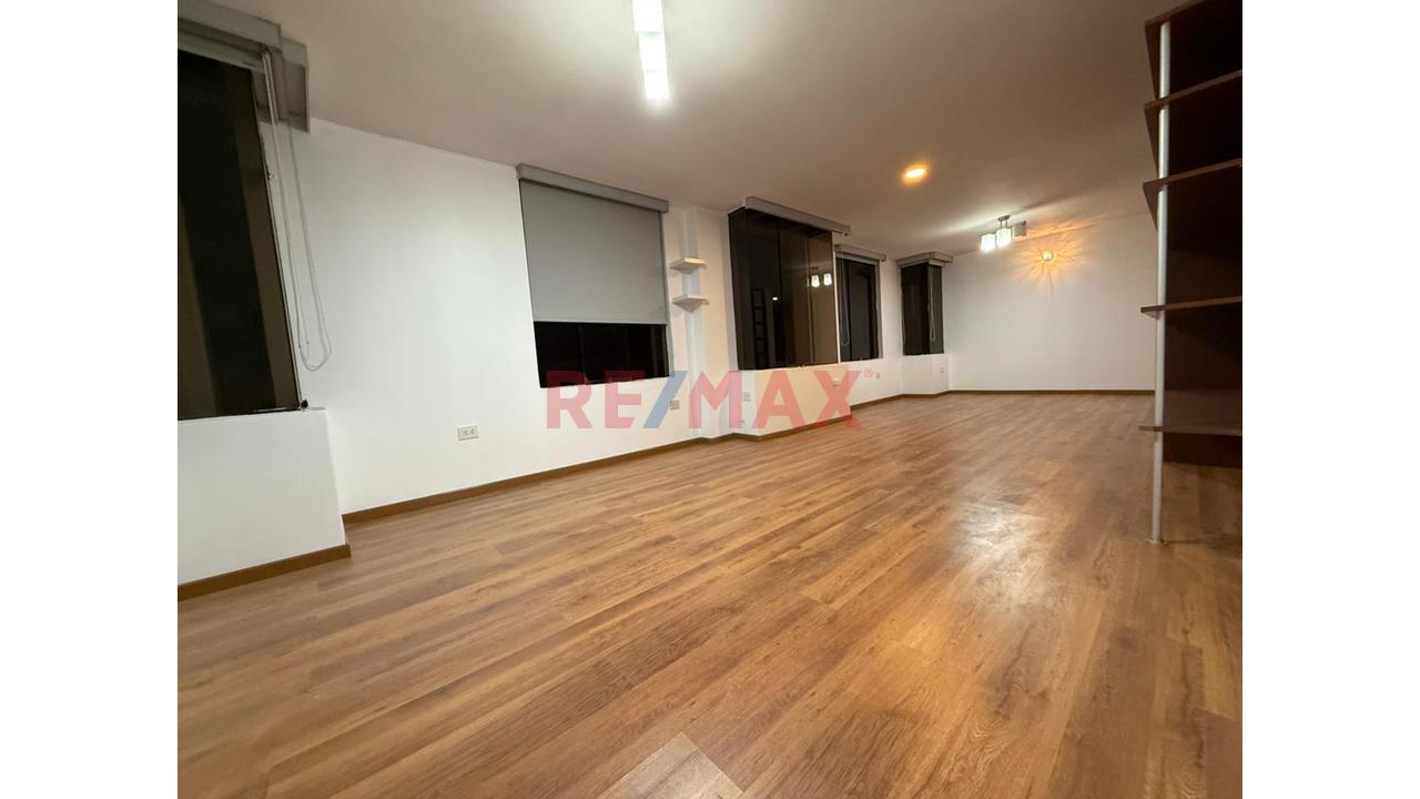 Departamento En Venta Frente A Parque Piedra Santa - 11