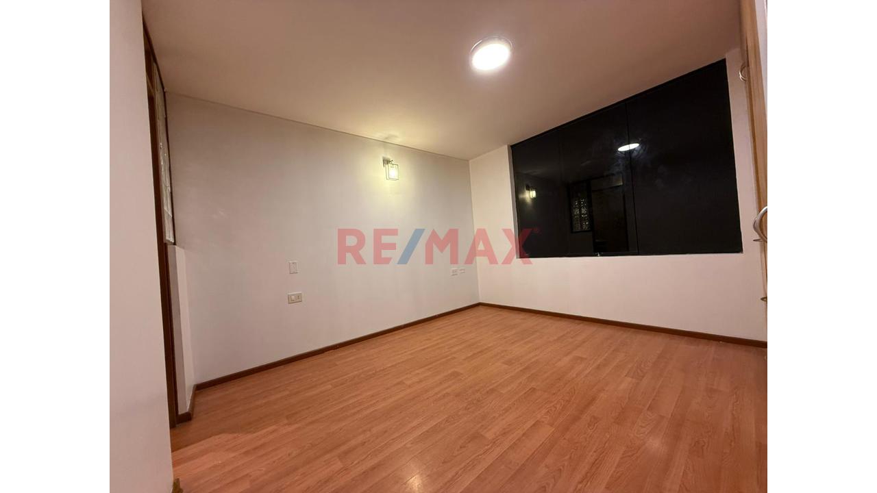 Departamento En Venta Frente A Parque Piedra Santa - 7