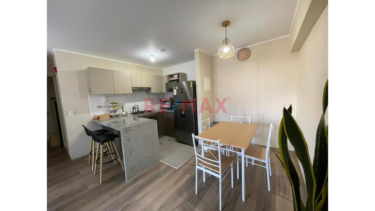 Se Vende Hermoso Dpto Piso 3 Vista Interna - Av. Universitaria Cerca A Plaza San Miguel — foto 7