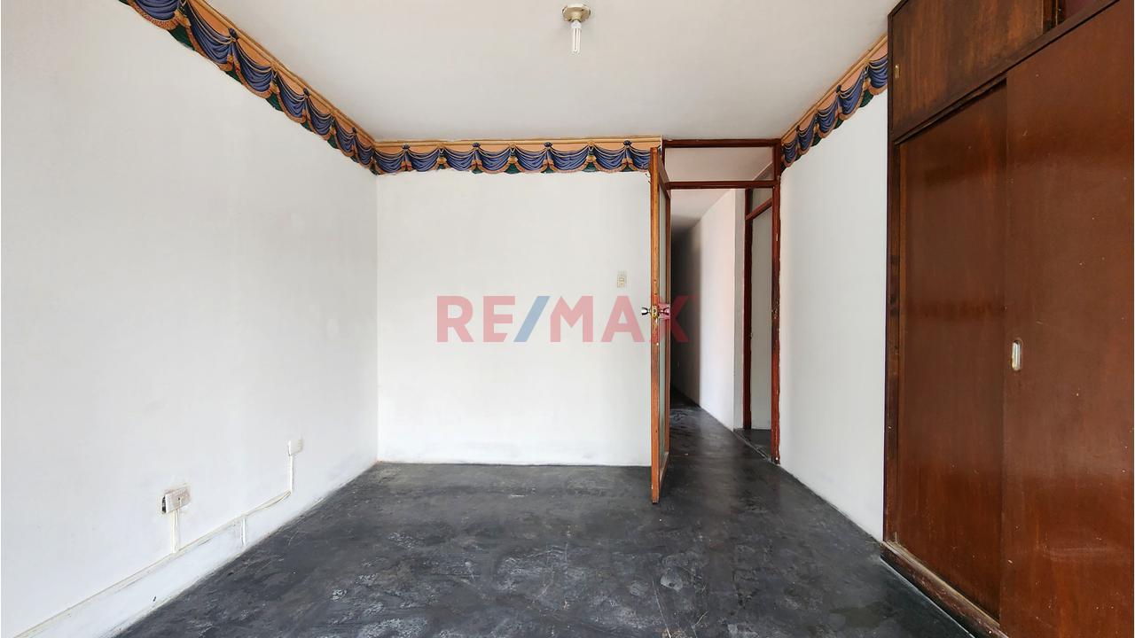🏡 Se Vende Casa Fte A Parque Con Departamento Independiente En San Miguel🌳 - 16