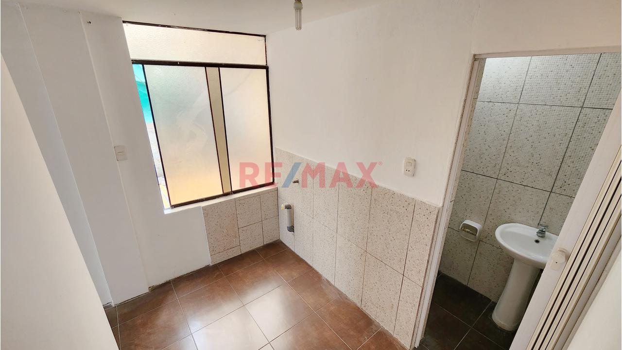 🏡 Se Vende Casa Fte A Parque Con Departamento Independiente En San Miguel🌳 - 10