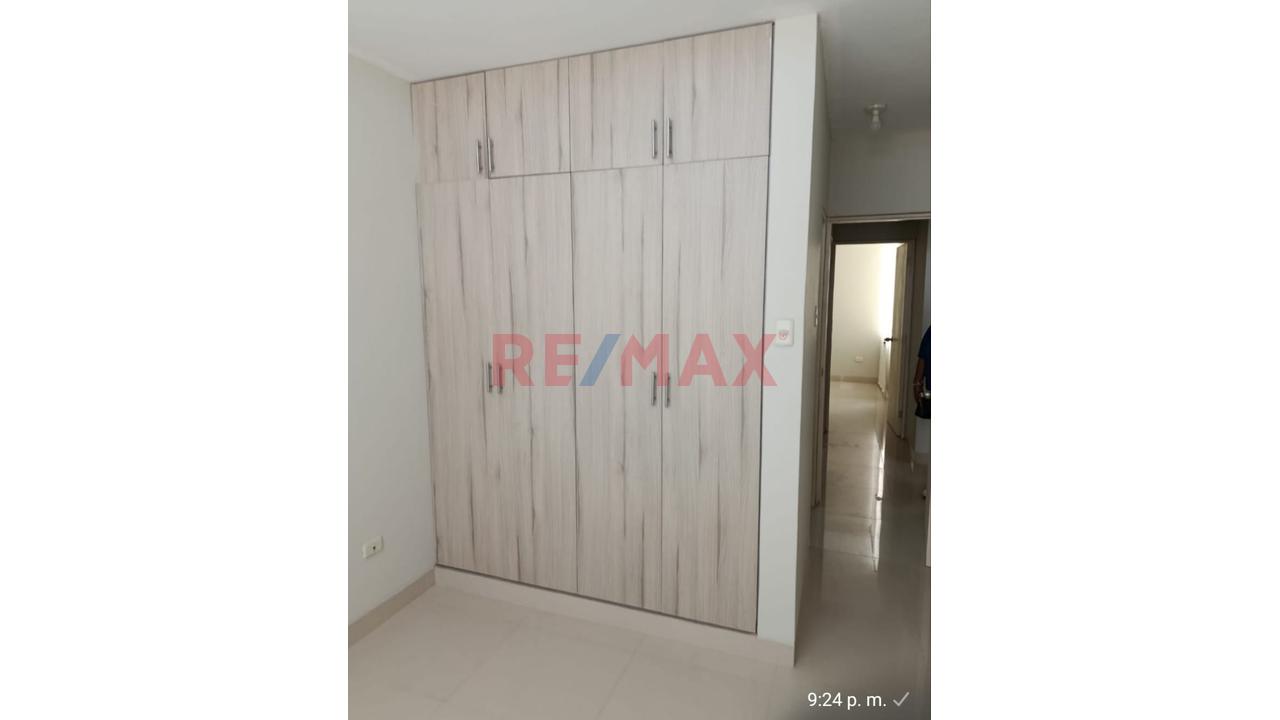Vendo Lindo Departamento  2Do Piso En Residencial Los Fresnos De  Miraflores. — foto 2