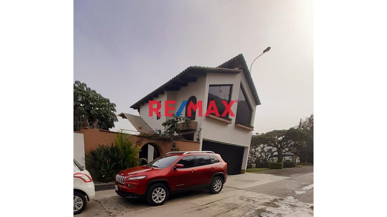 ✨ Exclusiva Casa En Los Álamos De Monterrico - 1