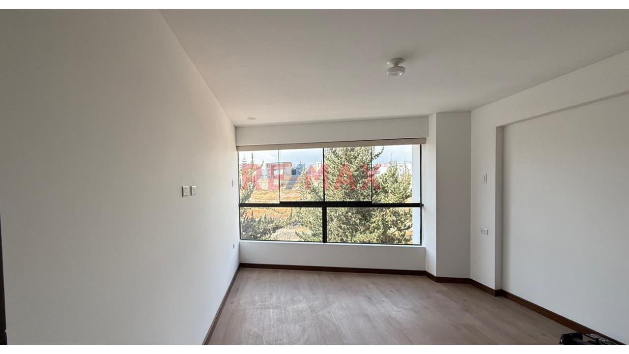Duplex En Venta En Urb Frente A Parque - 10