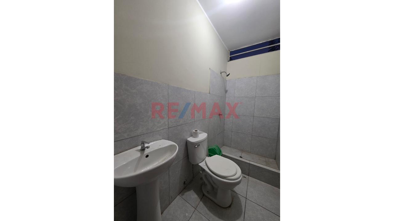 Bajo De Precio Alquiler De Amplio Local Comercial 172 M2 En 2Do Piso En Ex Av Chulucanas Zona Altamente Comercial - 10