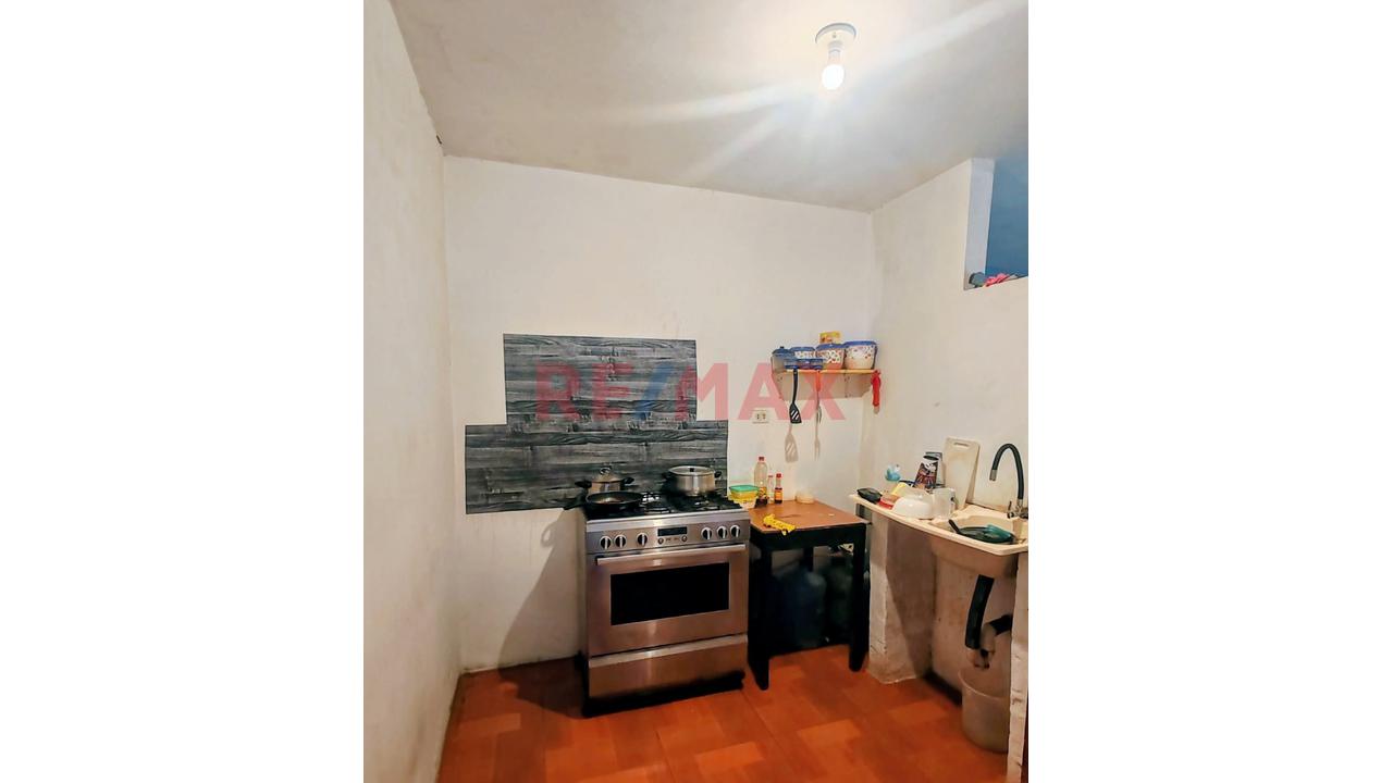 Casa en Venta de 4 dormitorios ubicado en Veintiseis De Octubre Casa en Venta de 4 dormitorios ubicado en Veintiseis De Octubre