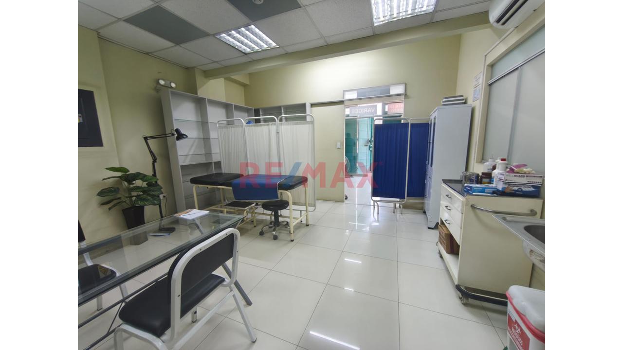 Se Vende Local En Av Setiembre Carapongo - 8