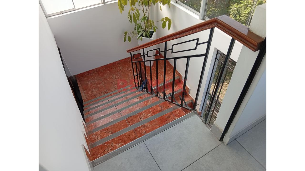 Excelente Departamento Duplex Urb Vipol Callao - 12