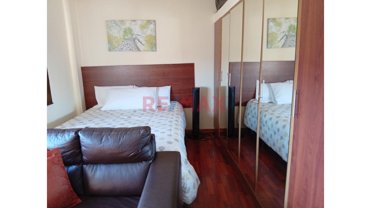 Excelente Departamento Duplex Urb Vipol Callao - 17