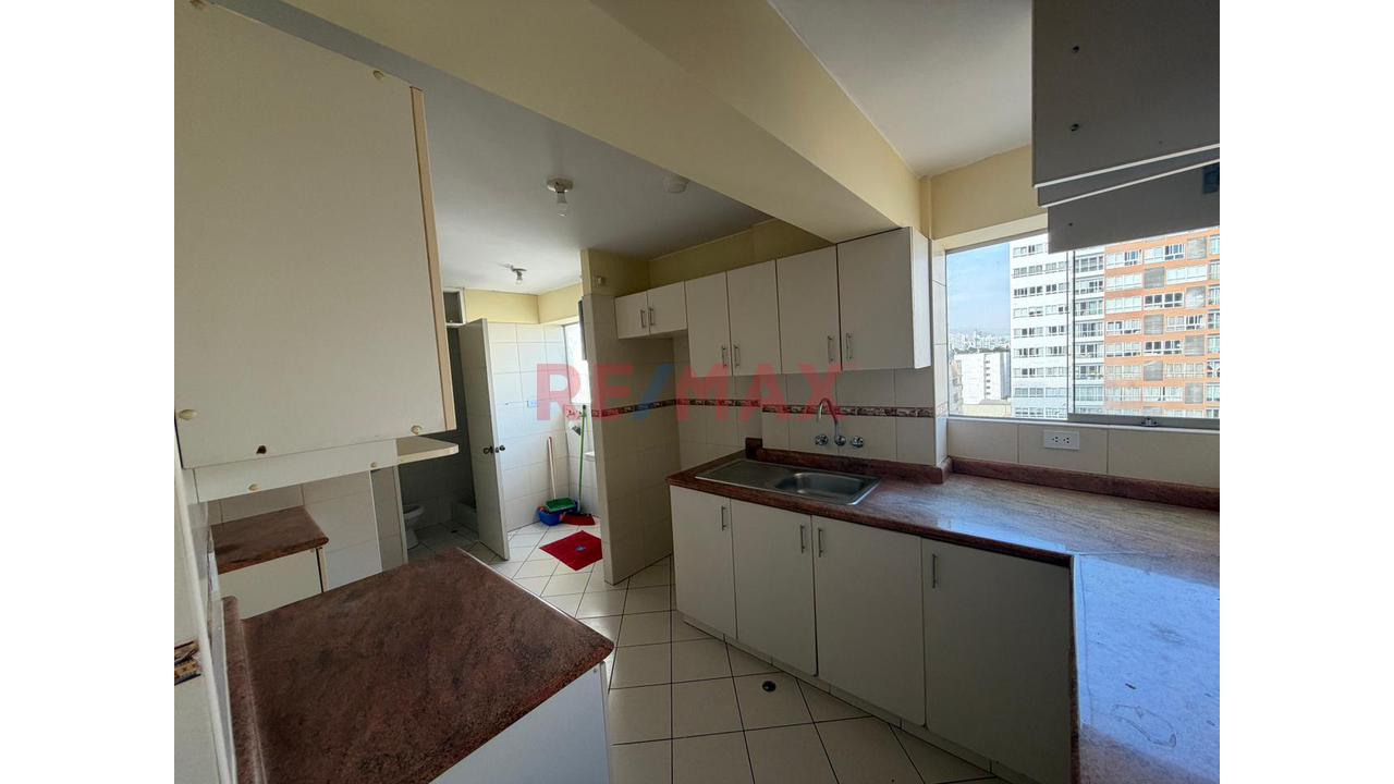 Vendo Moderno Y Silencioso Flat De 97 M² En Jesús María: Confort Y Privacidad En El Piso 13 — foto 7