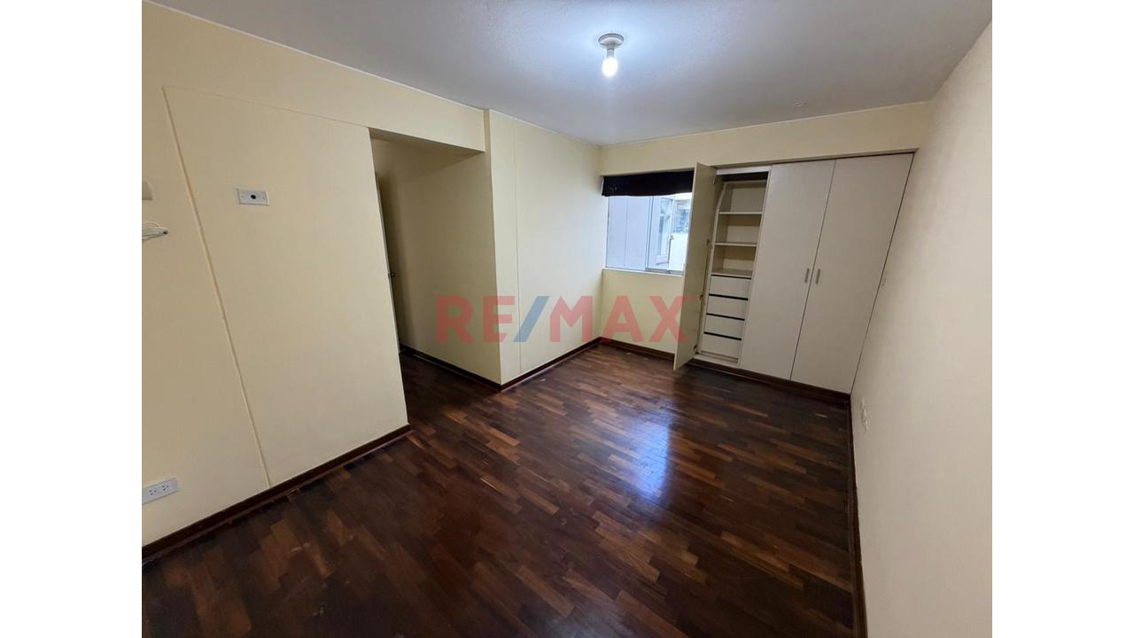 Vendo Moderno Y Silencioso Flat De 97 M² En Jesús María: Confort Y Privacidad En El Piso 13 — foto 9