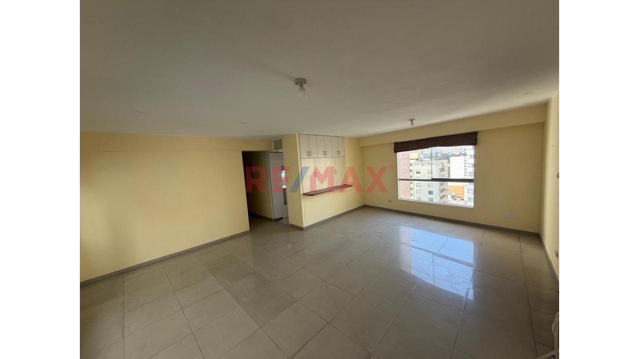Vendo Moderno Y Silencioso Flat De 97 M² En Jesús María: Confort Y Privacidad En El Piso 13 — foto 4