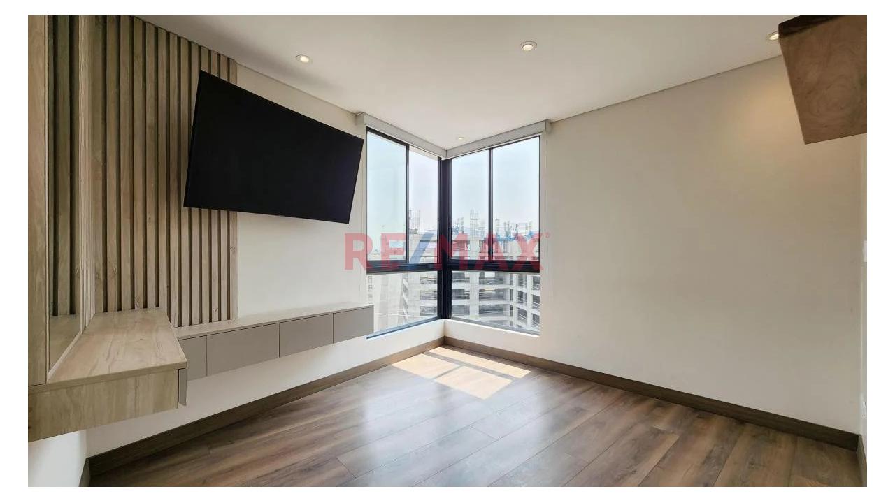 Venta De Hermoso Departamento En El Polo – Surco, Zona Exclusiva - 6