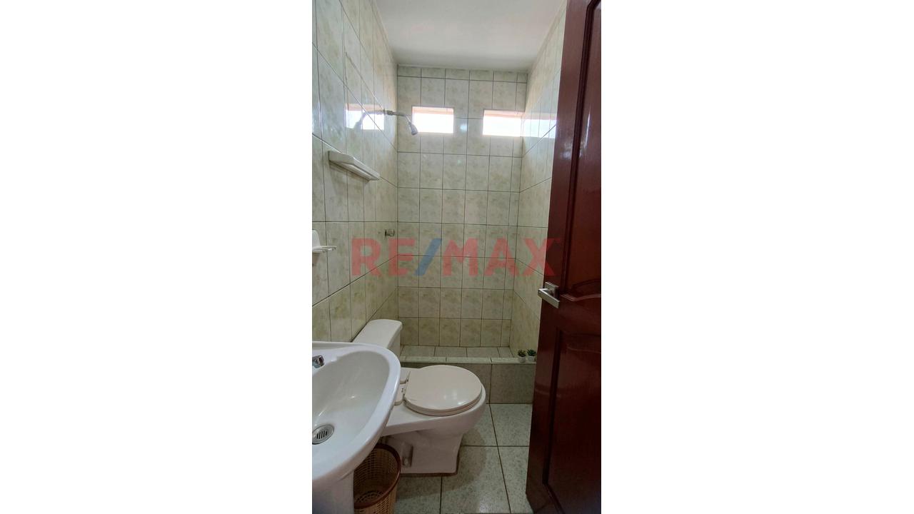 En Venta Duplex Amplio Y Funcional En Una Ubicacion Estrategica De La Molina - 9