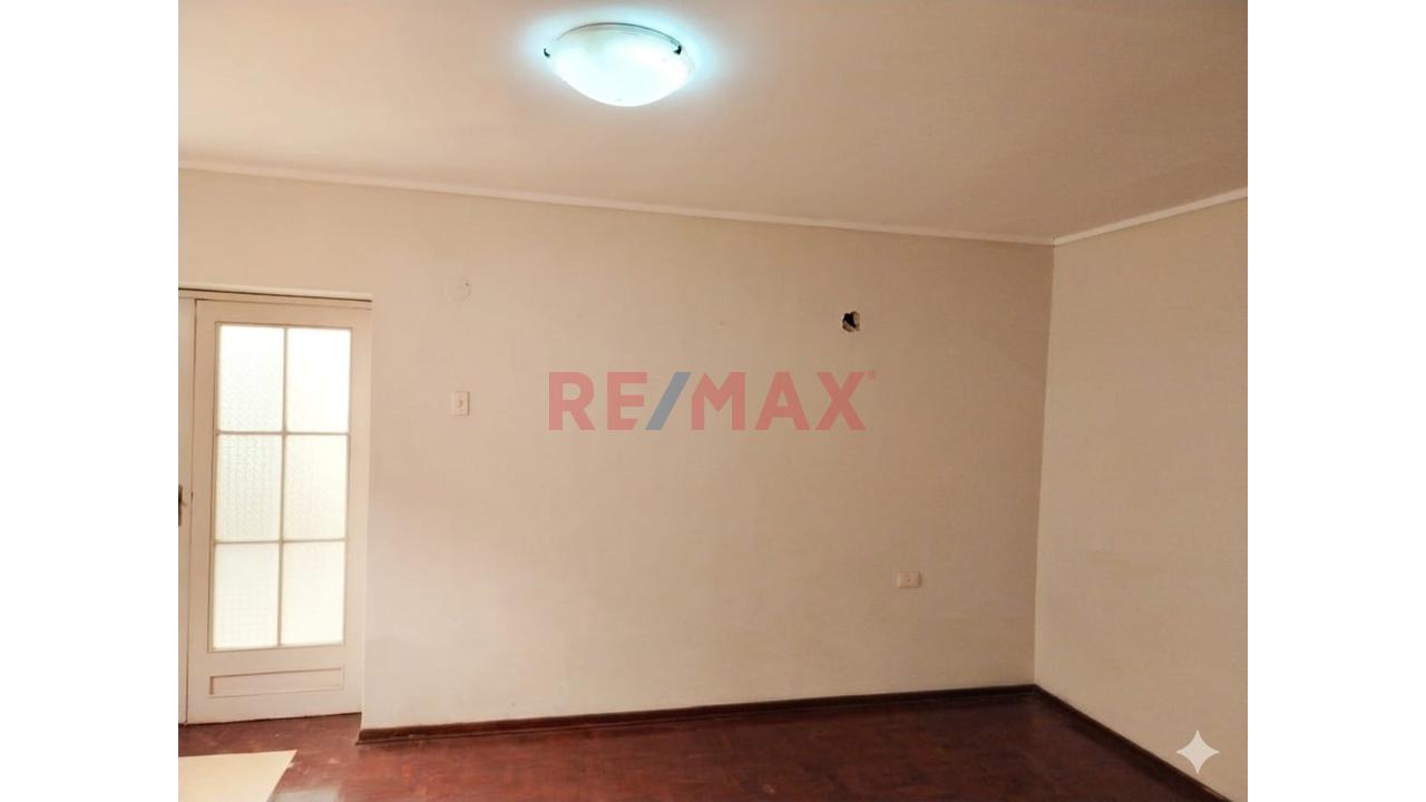 Casa En Venta A Una Cuadra De Parque Principal Lambayeque - 8