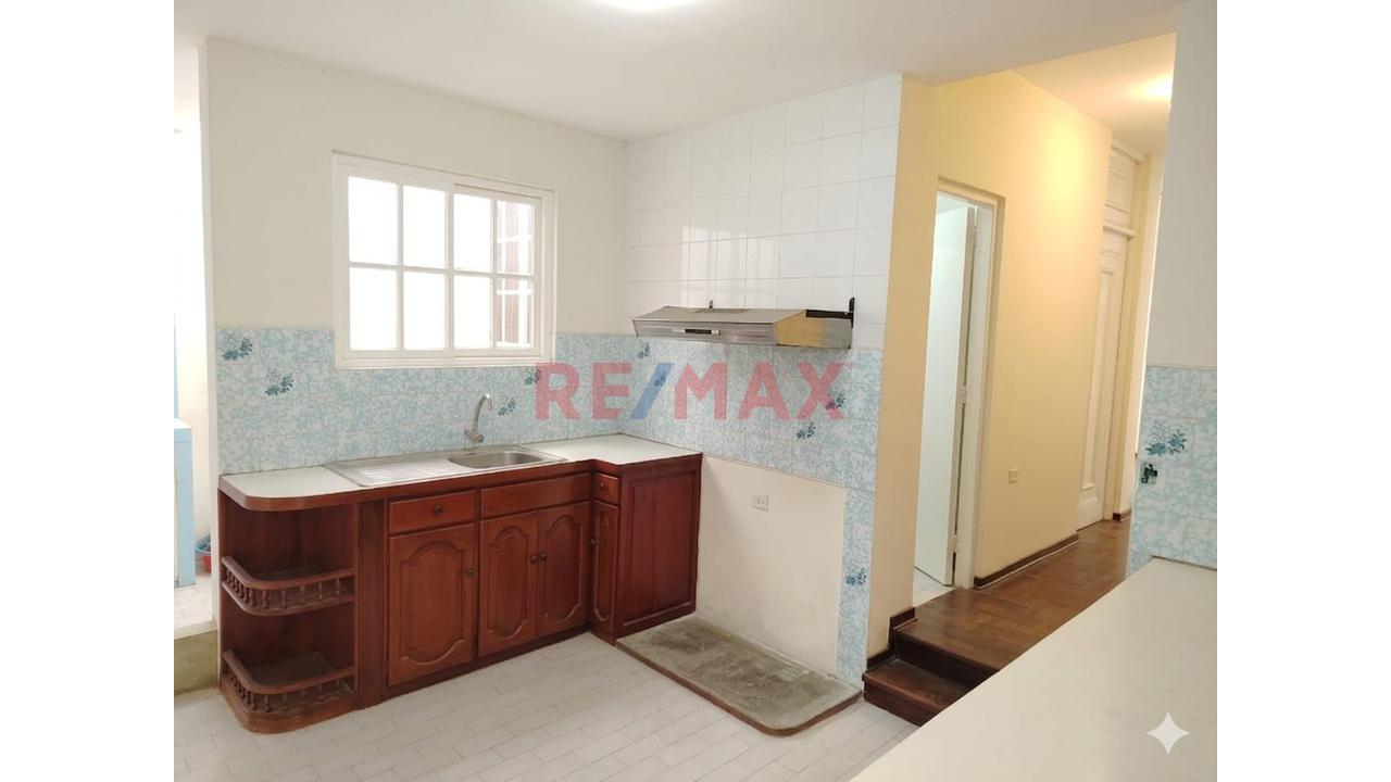 Casa En Venta A Una Cuadra De Parque Principal Lambayeque - 3