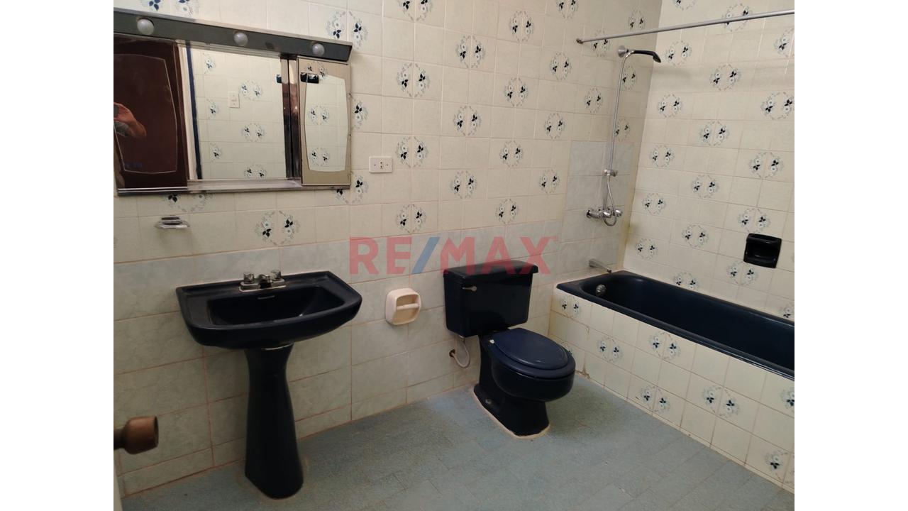 Casa En Venta A Una Cuadra De Parque Principal Lambayeque - 6