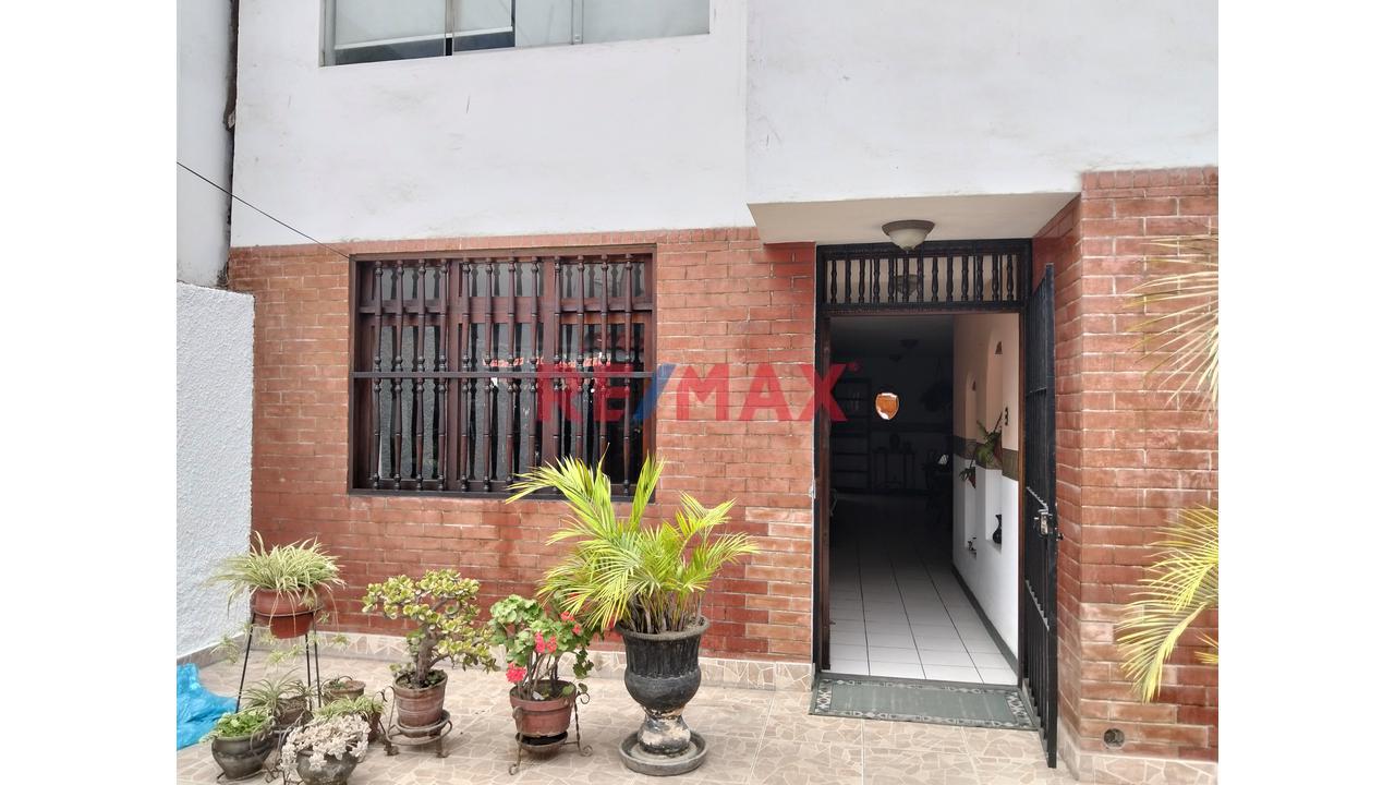 Se Vende Exclusivo Departamento En Primer Piso En Chorrillos