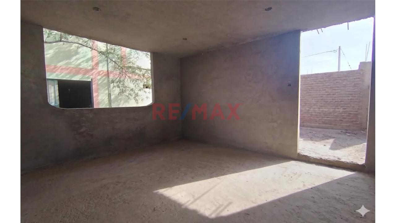 Venta De Casa En Caso Gris Con Potencial De Ampliación – Urb. San Joaquín, Ica - 8
