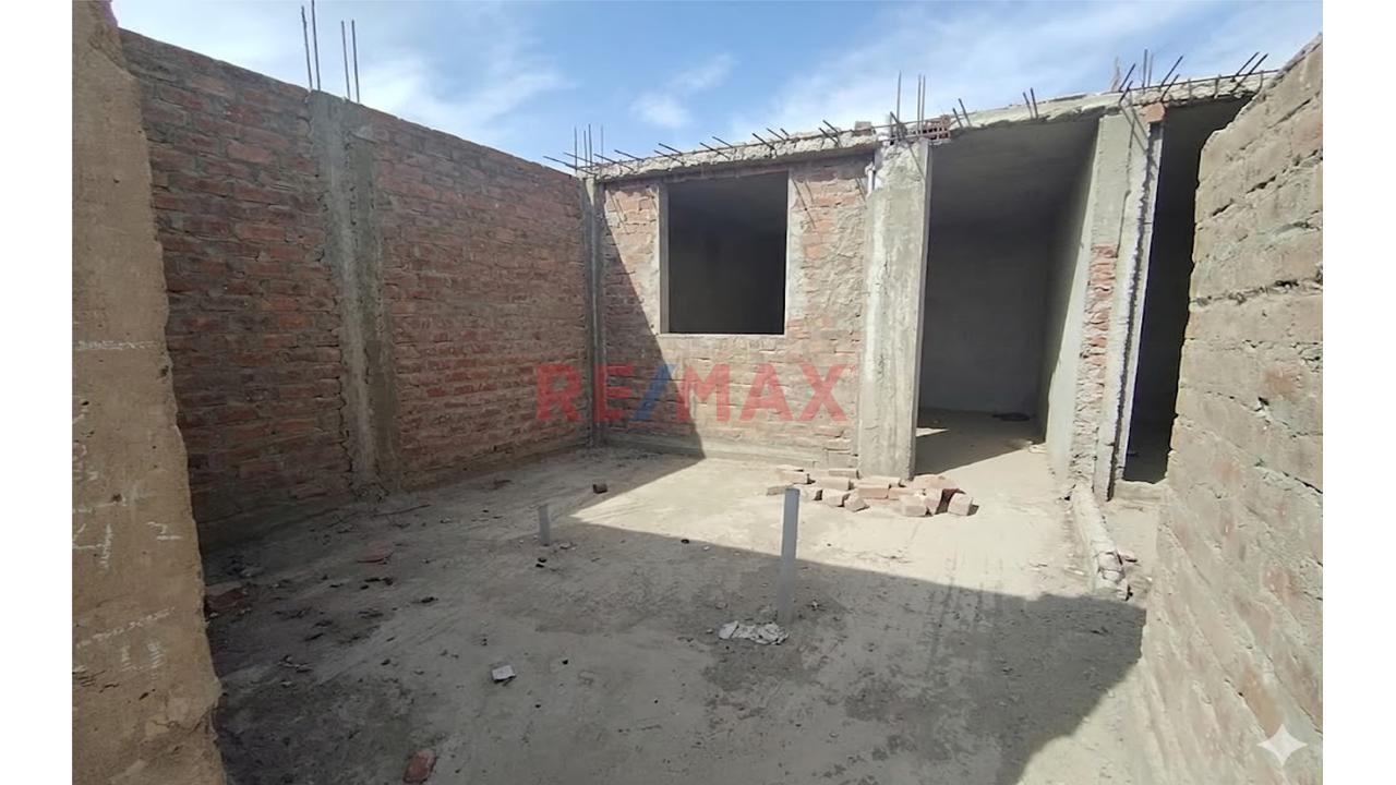 Venta De Casa En Caso Gris Con Potencial De Ampliación – Urb. San Joaquín, Ica - 7