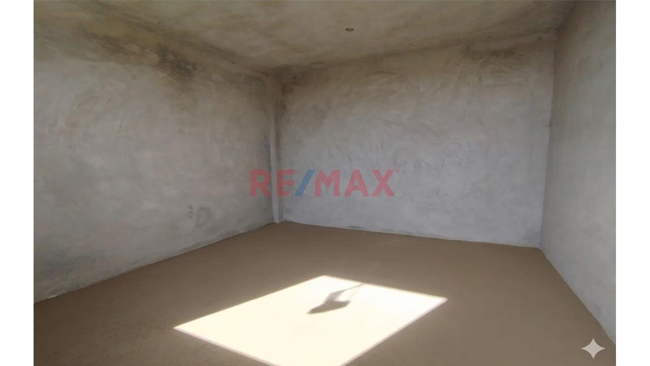 Venta De Casa En Caso Gris Con Potencial De Ampliación – Urb. San Joaquín, Ica - 9