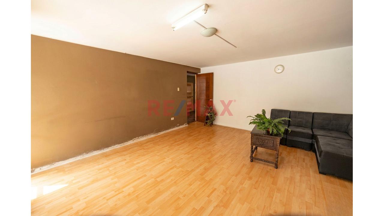 Casa de 4 dormitorios en Santiago de Surco, 309 m² — foto 4