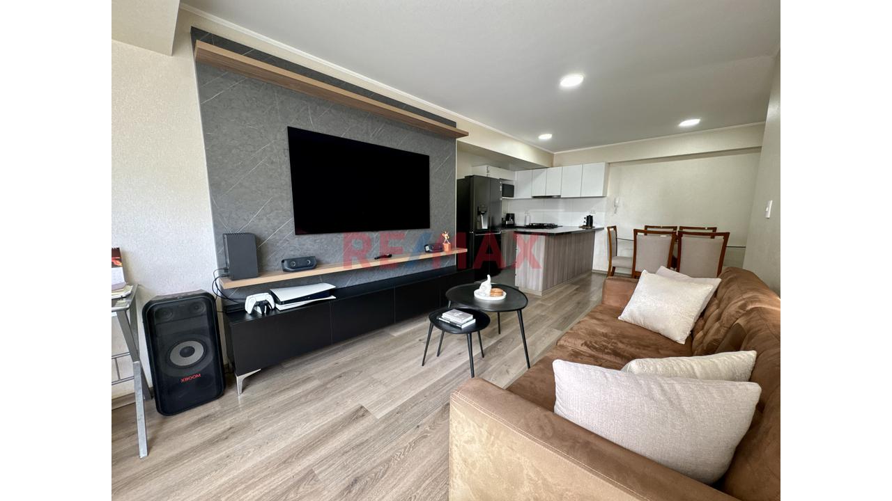 Departamento 2 Habitaciones, Gas Natural, Incluye Cochera Y Depósito En San Miguel