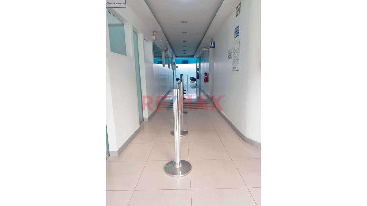 Venta De Local Comercial En San Juan De Lurigancho 1000 M2 Ideal Para Centromedico — foto 12
