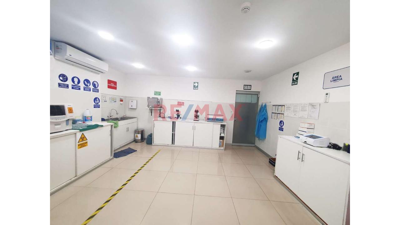Venta De Local Comercial En San Juan De Lurigancho 1000 M2 Ideal Para Centromedico — foto 2