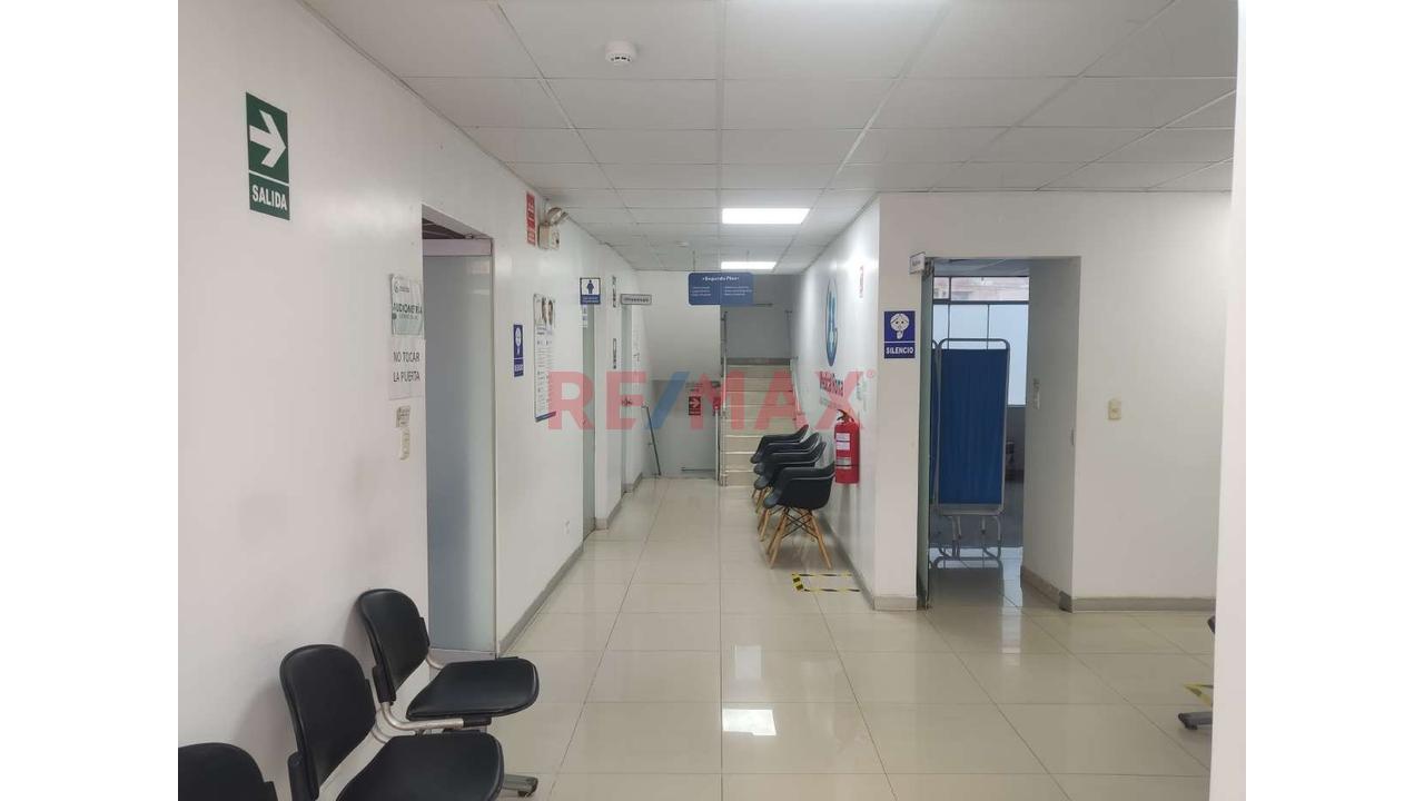 Venta De Local Comercial En San Juan De Lurigancho 1000 M2 Ideal Para Centromedico — foto 3
