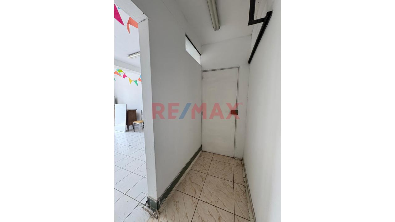 𝗟𝗢𝗖𝗔𝗟 𝗖𝗢𝗠𝗘𝗥𝗖𝗜𝗔𝗟 𝗘𝗡 𝗣𝗥𝗜𝗠𝗘𝗥 𝗣𝗜𝗦𝗢 𝗘𝗡 𝗔𝗟𝗤𝗨𝗜𝗟𝗘𝗥 – 𝗔𝘃. 𝗡𝗮𝗿𝗮𝗻𝗷𝗮𝗹, 𝗟𝗼𝘀 𝗢𝗹𝗶𝘃𝗼𝘀 — foto 2