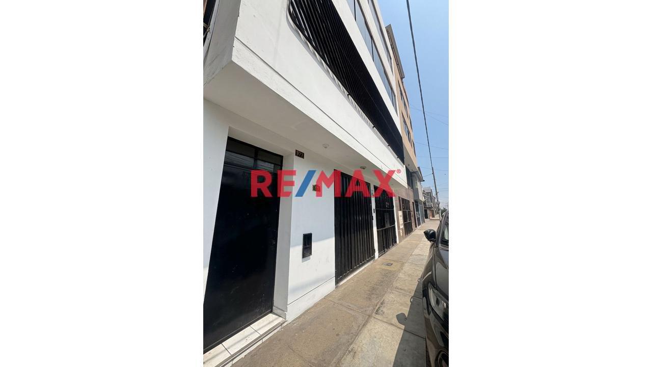 Local comercial de 30 m² en Los Olivos