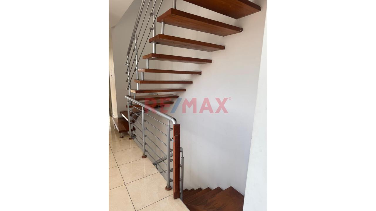 Se Vende Dpto Duplex + Terraza - Los Olivos — foto 6