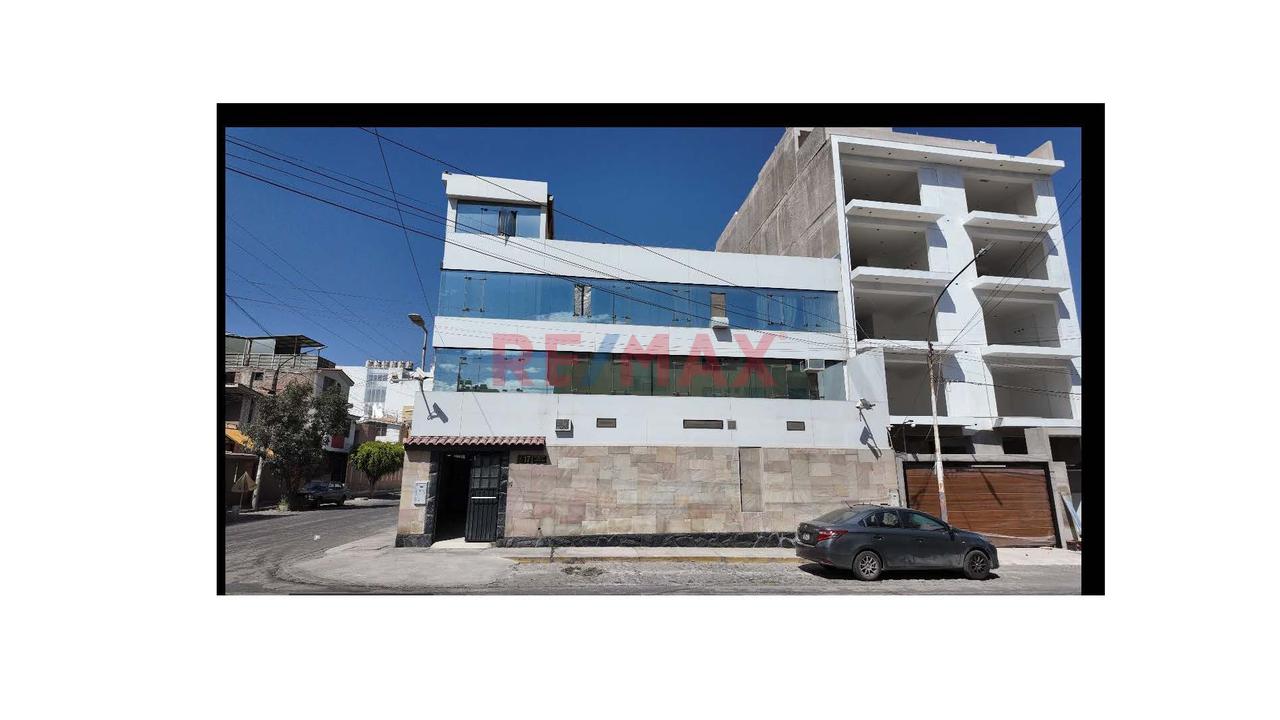 Se Alquila Amplio Local Comercial - 1
