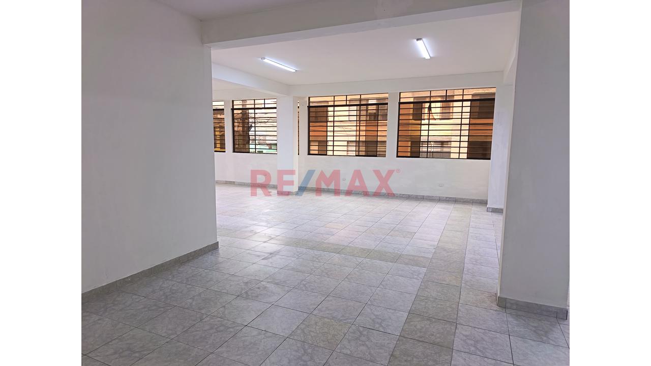 178 M² En Esquina – Urb. Olimpo, Ate | Ideal Para Vivienda, Inversión O Negocio — foto 6