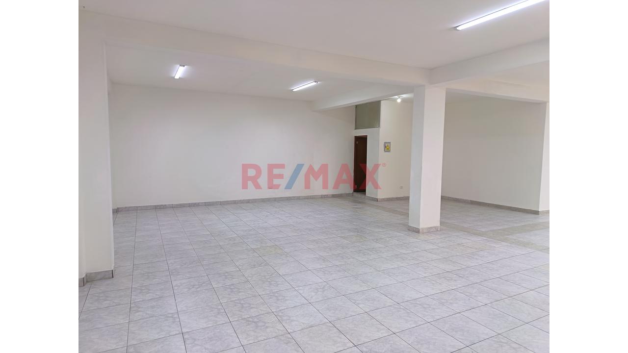 178 M² En Esquina – Urb. Olimpo, Ate | Ideal Para Vivienda, Inversión O Negocio — foto 3