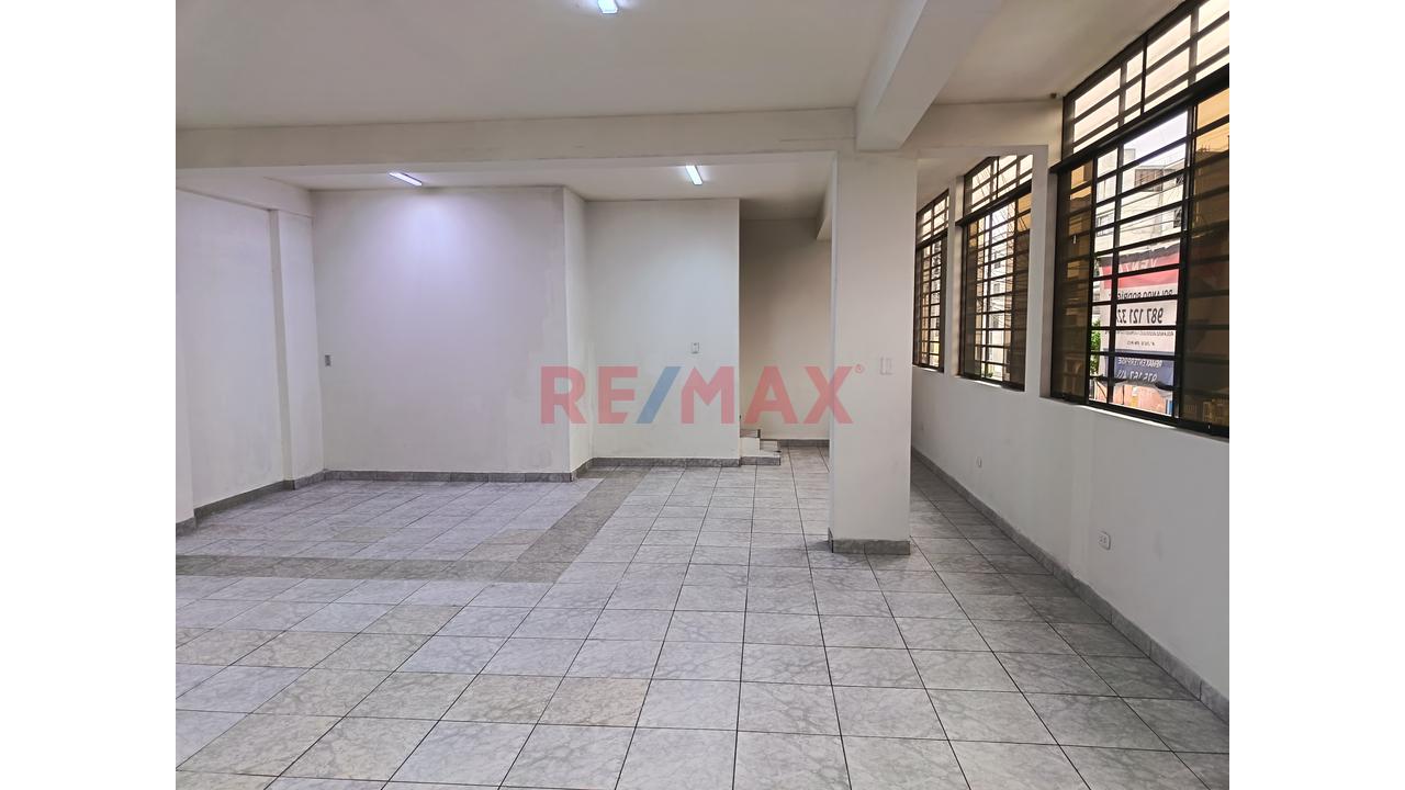 178 M² En Esquina – Urb. Olimpo, Ate | Ideal Para Vivienda, Inversión O Negocio — foto 9