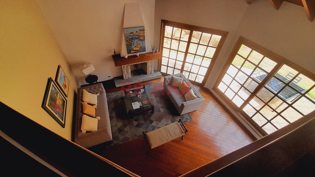 La Molina - Hermosa Casa En Venta - Urb. Isla Del Sol - 9