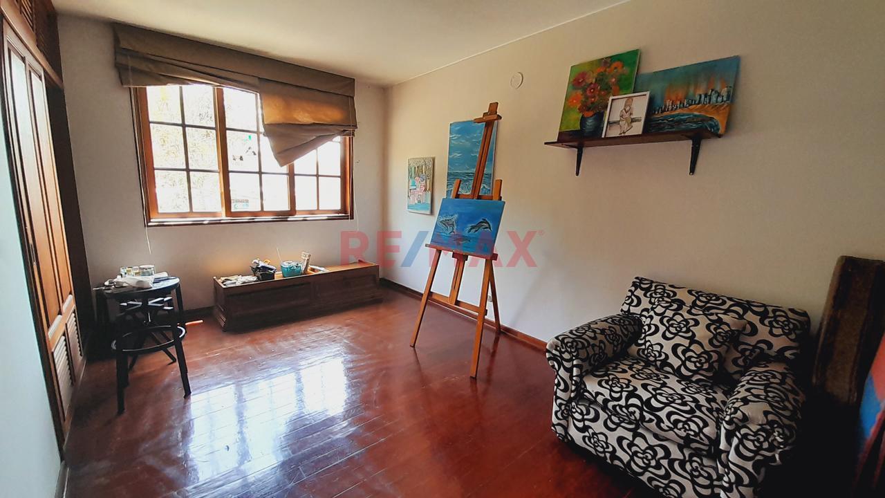 La Molina - Hermosa Casa En Venta - Urb. Isla Del Sol - 14