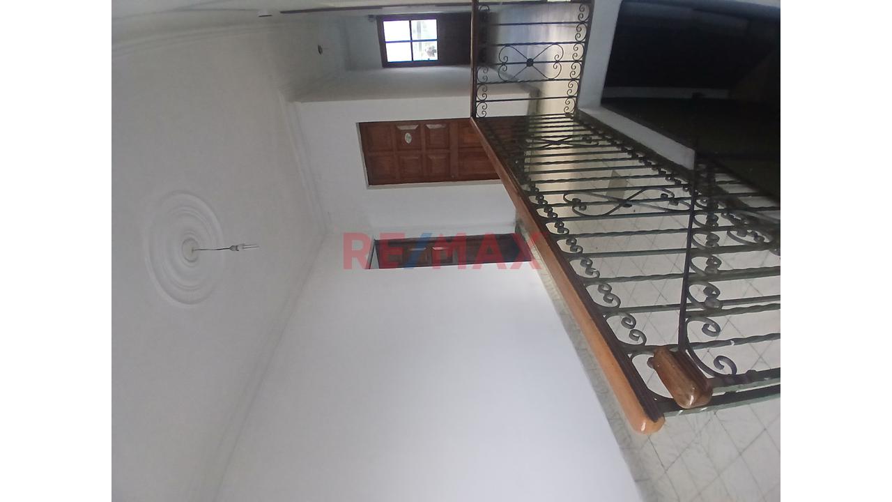 Alquiler Casa 2Do Piso Para Negocios O Empresa - 3