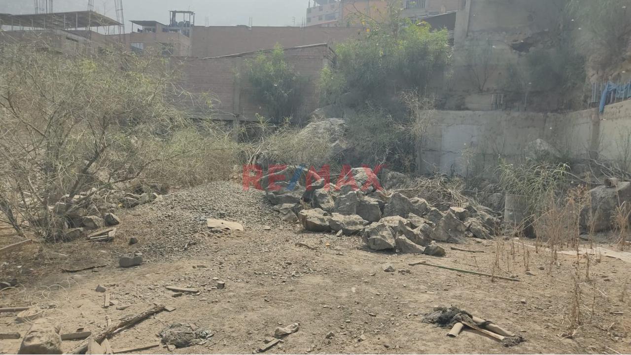 Vendo Terreno En Villa Maria Del Triunfo